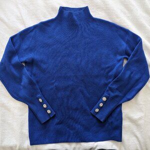 Tahari sweater